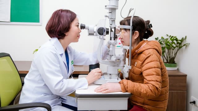 Đục thủy tinh thể bao sau có nguy hiểm không?