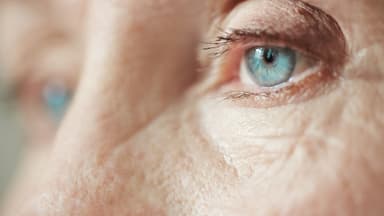 Dấu hiệu mắt bị đục thủy tinh thể giai đoạn đầu