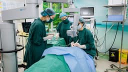 Đục thủy tinh thể thay được mấy lần?