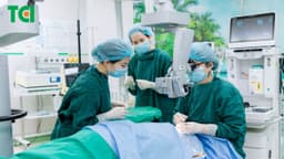 Khi nào cần mổ đục thủy tinh thể?