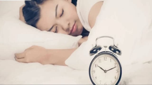 Tối ngủ trước 11h có tăng chiều cao không?