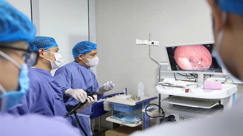 điều trị polyp đại tràng ác tính
