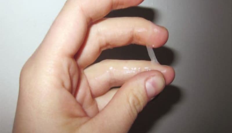 khí hư khi rụng trứng