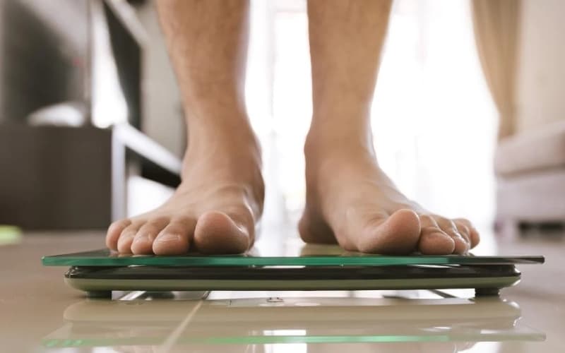 uống tinh dầu thông đỏ có giảm cân không