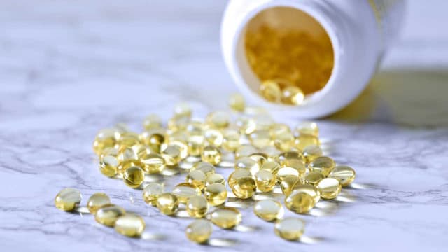 Uống omega 3 có làm tăng men gan không?