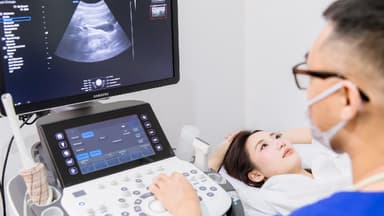 Bị ung thư cổ tử cung có kinh nguyệt không?