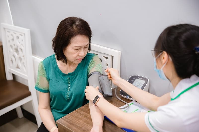 huyết áp thấp có bị đột quỵ không