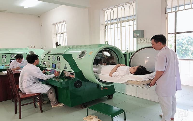 chống chỉ định oxy cao áp