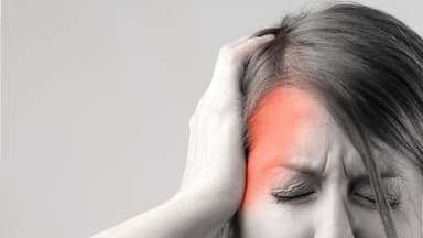 Đau nửa đầu bên trái bấm huyệt nào?