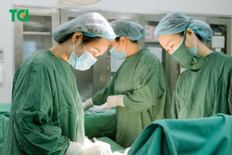 phương pháp mổ u xơ tử cung