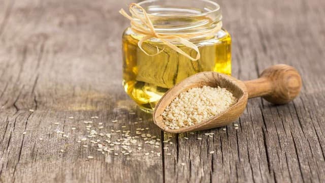 Tác dụng của dầu mè trong nấu ăn