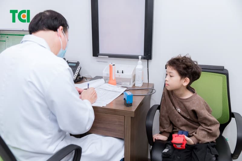 triệu chứng sốt siêu vi ở trẻ em