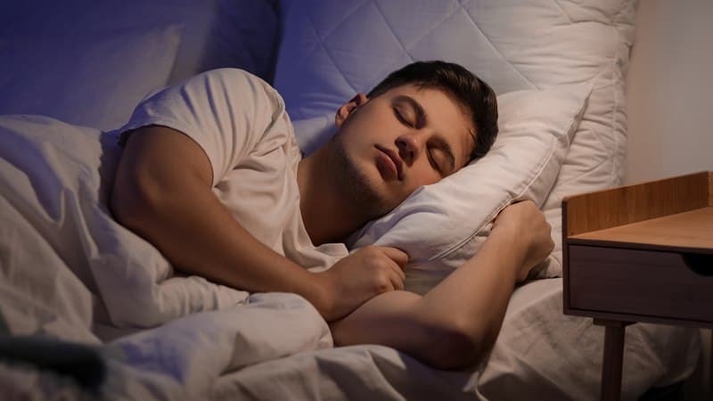 xuất tinh nhiều có ảnh hưởng đến xương khớp không