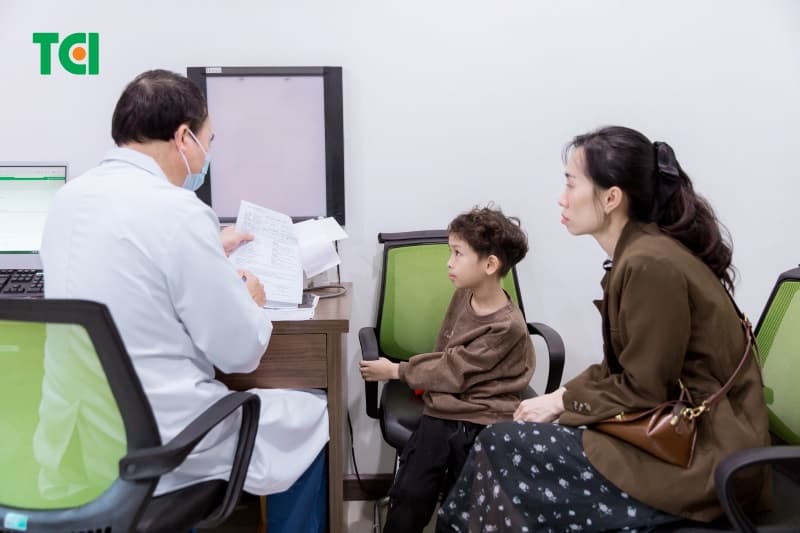 dấu hiệu u tuyến giáp ở trẻ