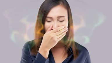 Cảnh giác làm cầu răng sứ bị viêm lợi, hôi miệng