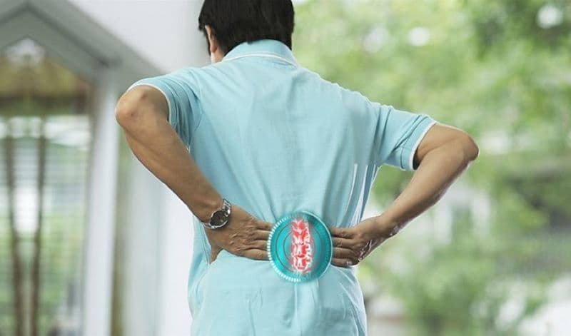 lý do bị thoát vị đĩa đệm