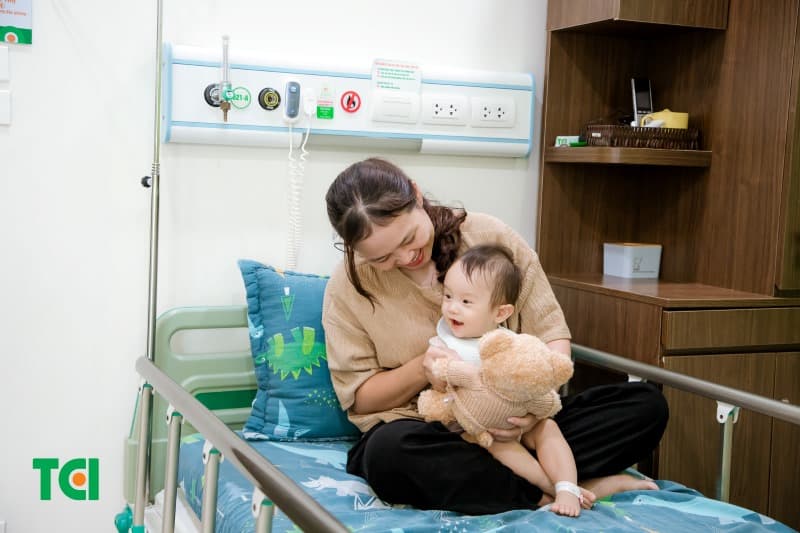 thiếu hormon tuyến giáp ở trẻ sơ sinh