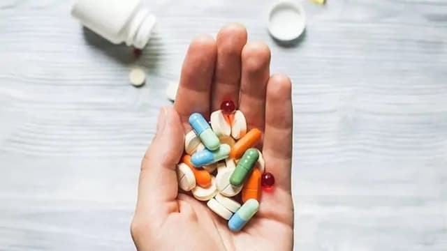 Uống thuốc dị ứng có hại thận không?