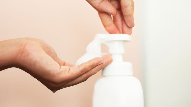bị viêm ngứa phụ khoa phải làm sao