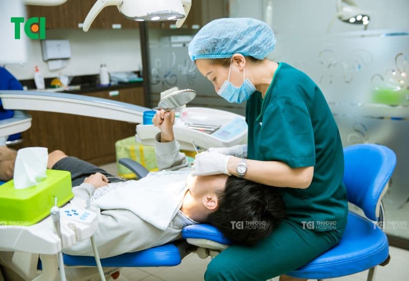cách loại bỏ cao răng lâu năm