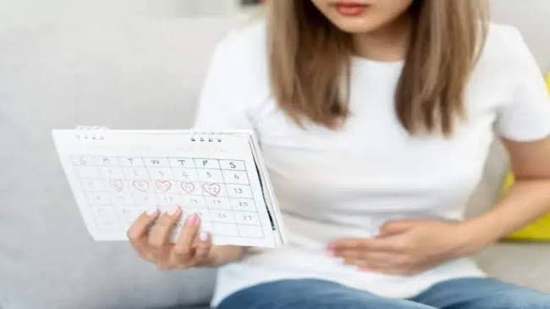 chu kỳ kinh nguyệt 20 ngày có bình thường không