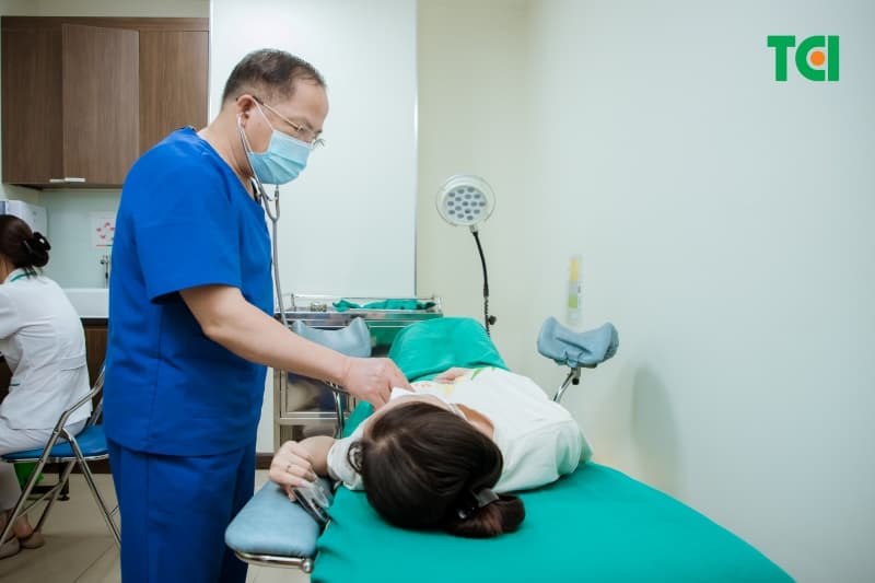 Đặt vòng có thai ngoài tử cung không?