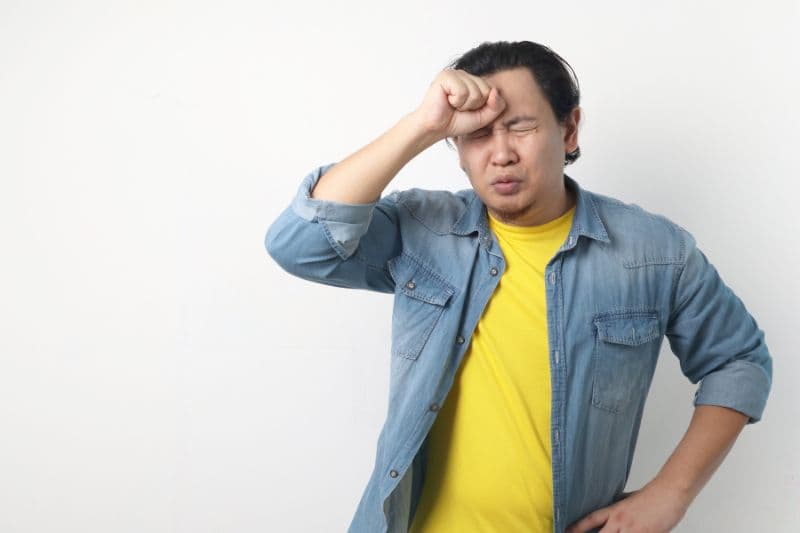 Hay bị đau đầu vùng trán và thái dương nguyên nhân do đâu?