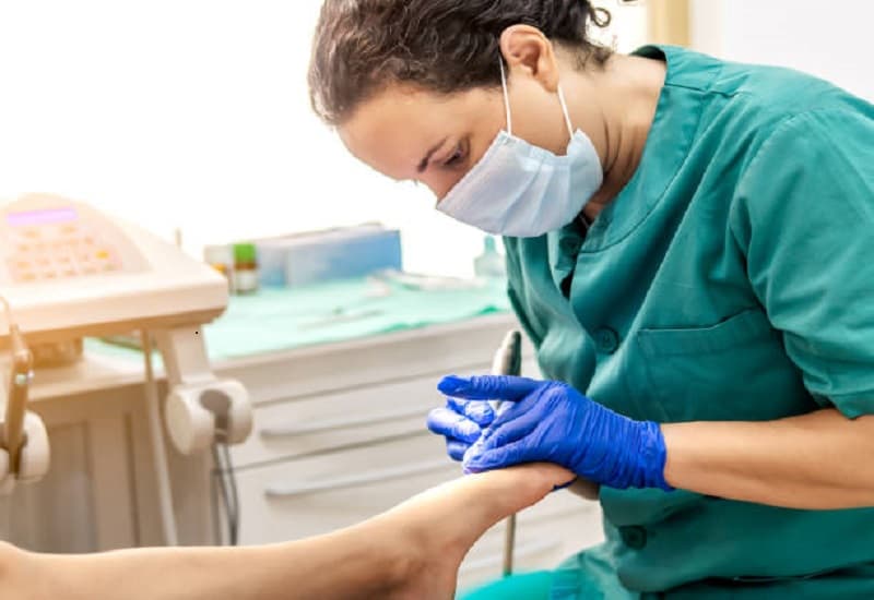 Dấu hiệu bệnh qua móng chân    