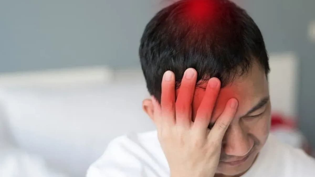 Giải đáp vì sao đau đầu vùng trán và đỉnh đầu