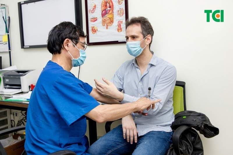 Giấy khám sức khoẻ cho người nước ngoài: Làm ở đâu?