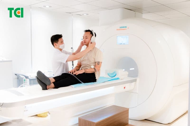 Ai cần tầm soát đột quỵ sớm? Giải đáp