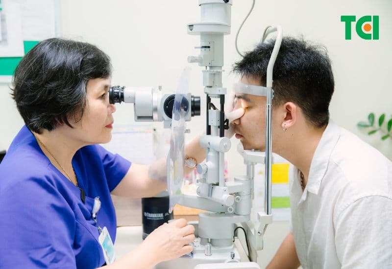 nhỏ nước mắt nhân tạo nhiều có tốt không