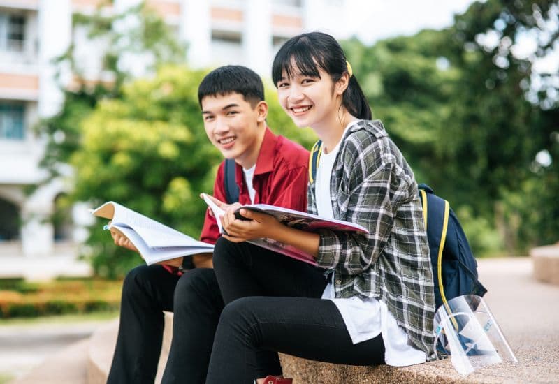 Nhổ răng bao lâu thì kéo khoảng?