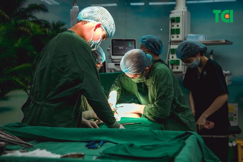 Phụ nữ có nên triệt sản không? Có tác dụng phụ nào không?