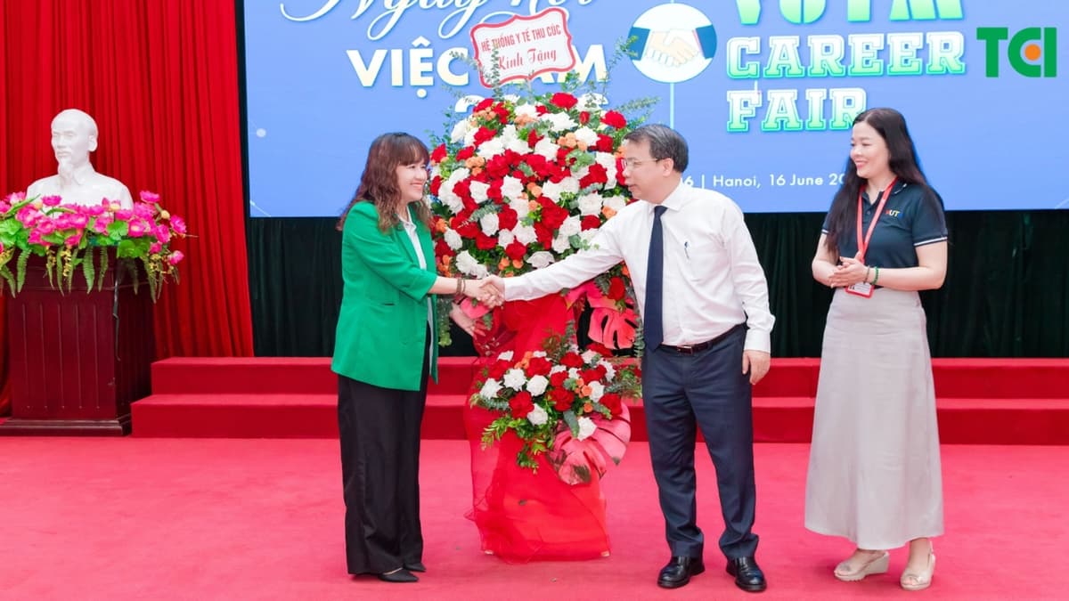Thu Cúc TCI đồng hành đào tạo, phát triển nhân lực y tế chất lượng cao