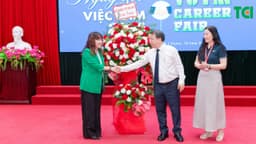 Thu Cúc TCI đồng hành đào tạo, phát triển nhân lực y tế chất lượng cao
