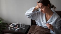 Vì sao sâu răng gây sốt đau đầu?