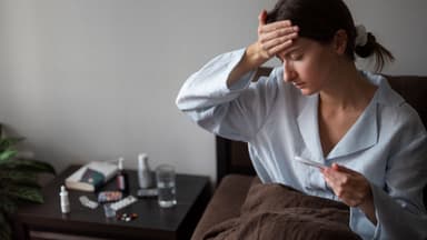 Vì sao sâu răng gây sốt đau đầu?
