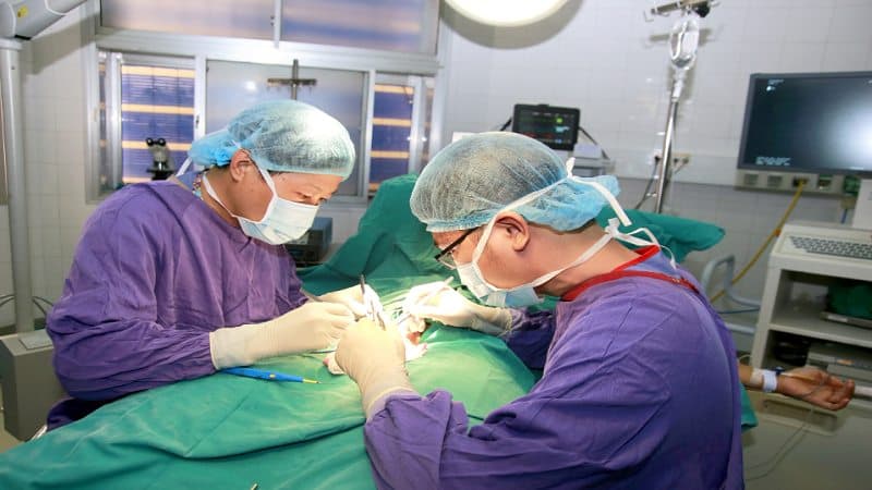 cắt bao quy đầu tại nhà