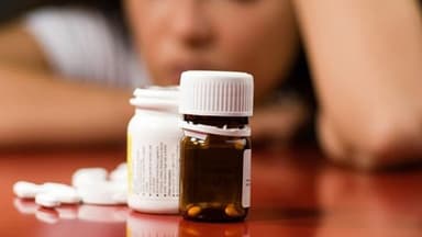 Uống thuốc trầm cảm lâu ngày có sao không