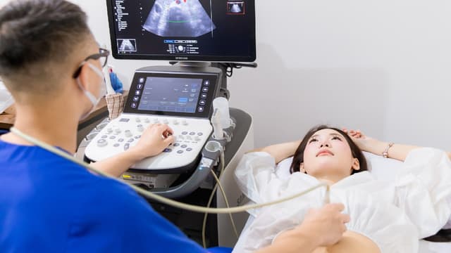 Chi tiết về triệu chứng ung thư tử cung ở nữ