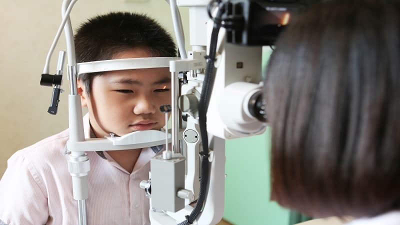bác sĩ đo kính mắt ở Tây Mỗ