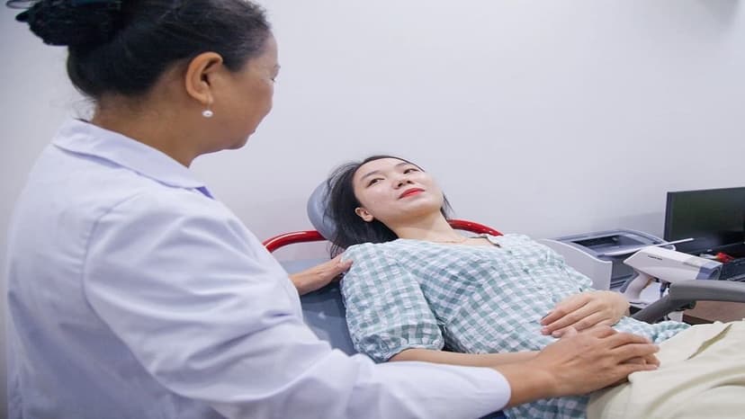 Khám thai, khám phụ khoa cùng bác sĩ sản phụ khoa giỏi ở Hà Đông
