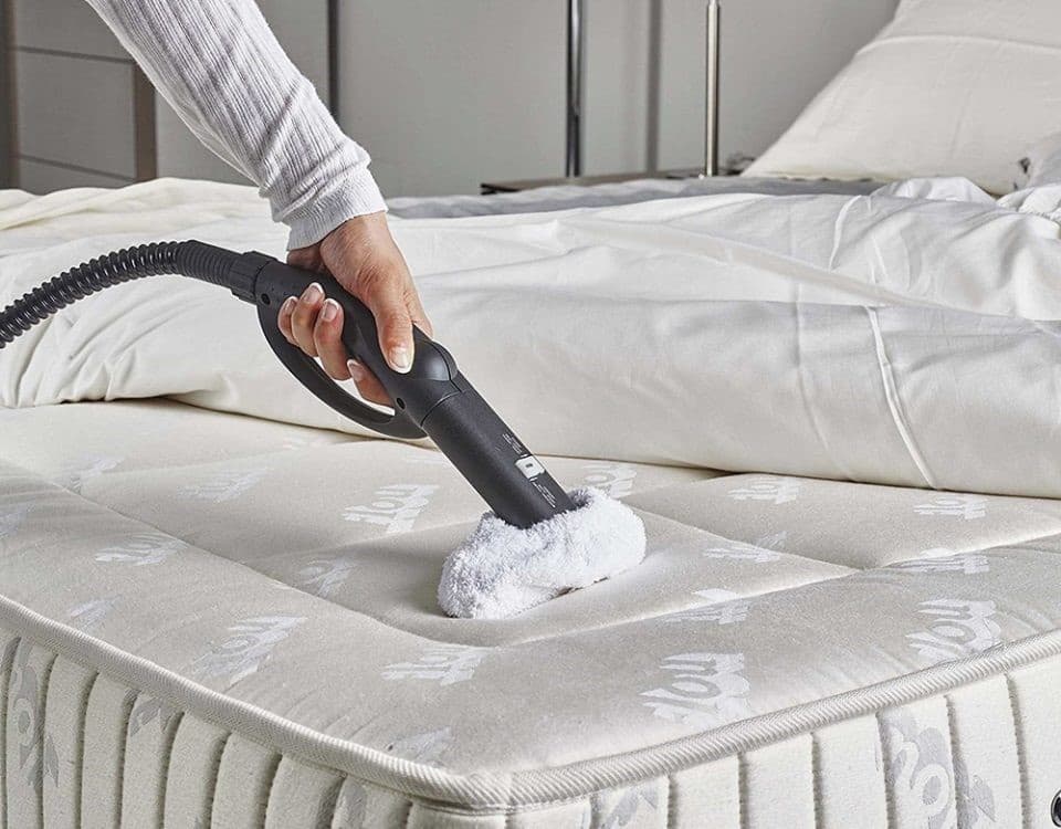 bé bị viêm mũi dị ứng kéo dài