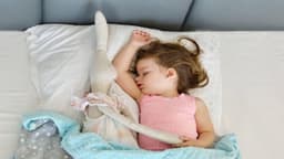 Bé ngủ ngáy có sao không? Vì sao không nên chủ quan khi tình trạng kéo dài