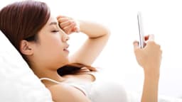 Cách trị mờ mắt sau sinh