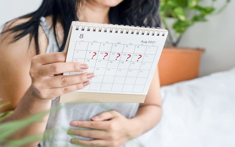 chu kỳ kinh nguyệt 45 ngày có bình thường không