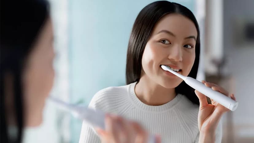 Dùng bàn chải điện bị tụt lợi không?