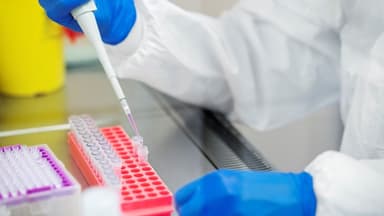 Dấu hiệu cảnh báo nên đi khám Chlamydia ngay