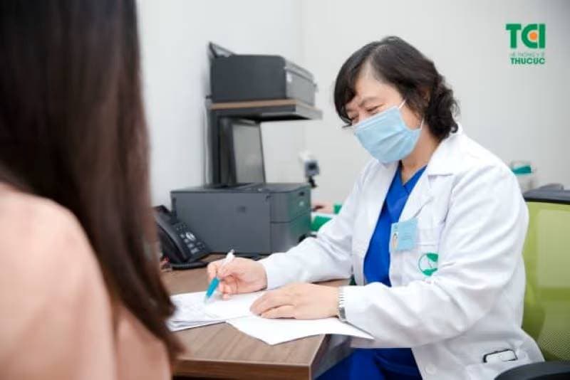 Khám mụn rộp sinh dục